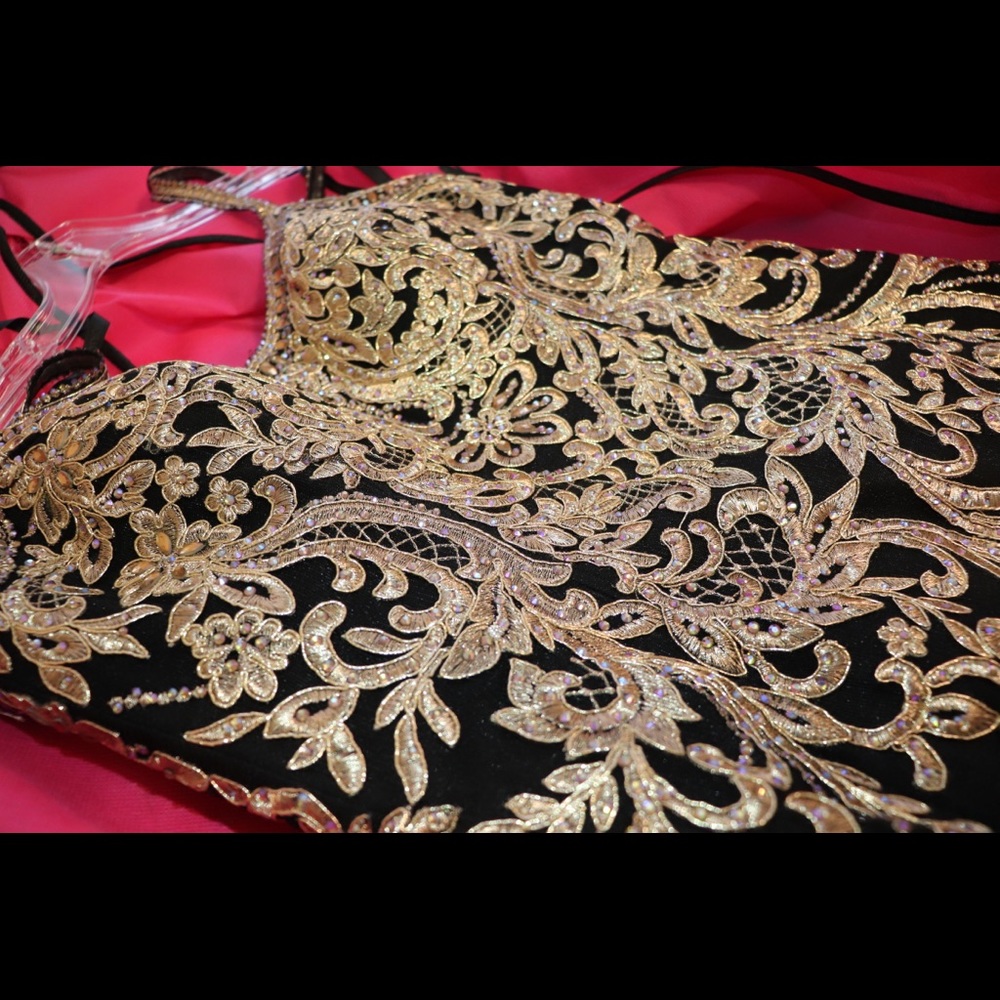 rose gold & black prom dress - Picture 6 of 7